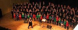 Sønderborg Gospel Choir støtter Frelsens Hærs julehjælp med kirkekoncert.