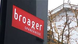 Broager Sparekasse er med til at betale for hal 2 i Broager.